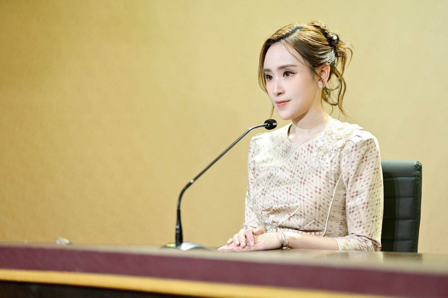 @ลักผ่อ