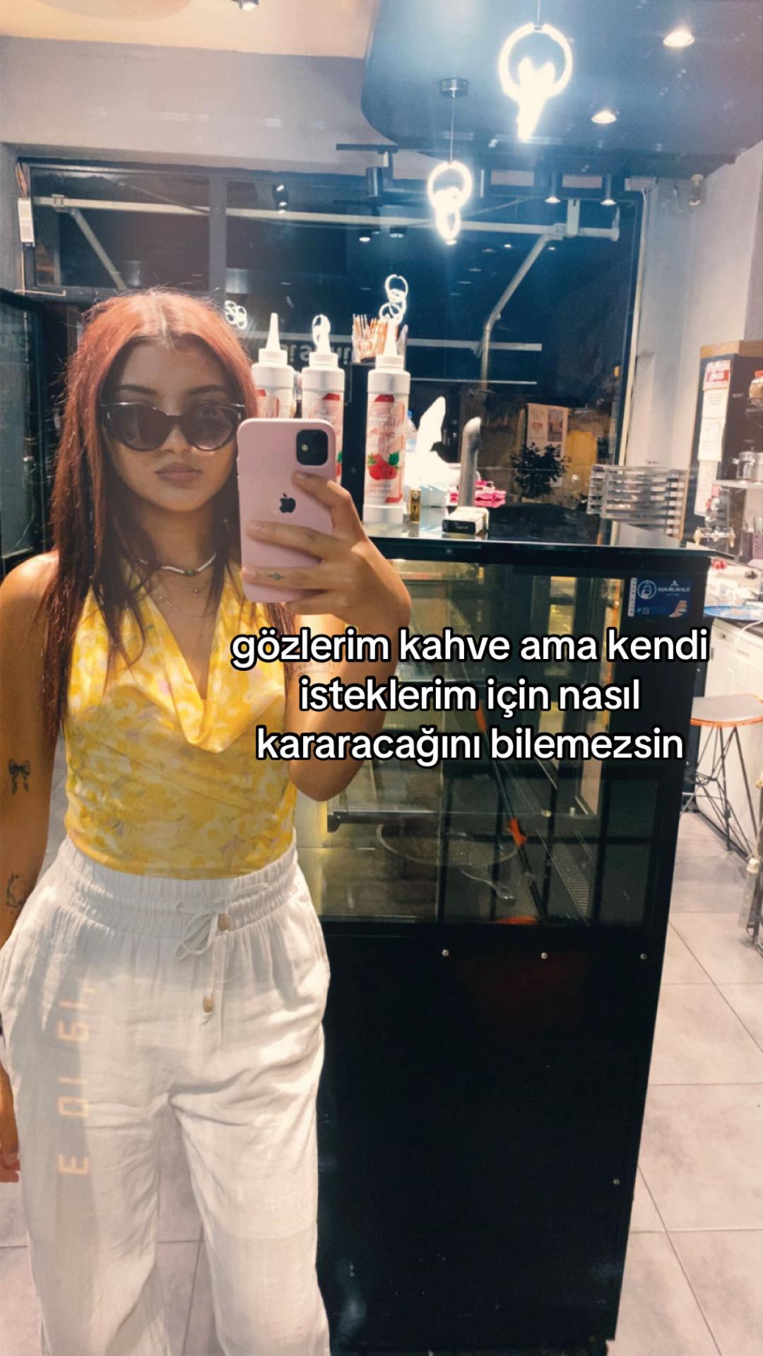 @llyakyaa