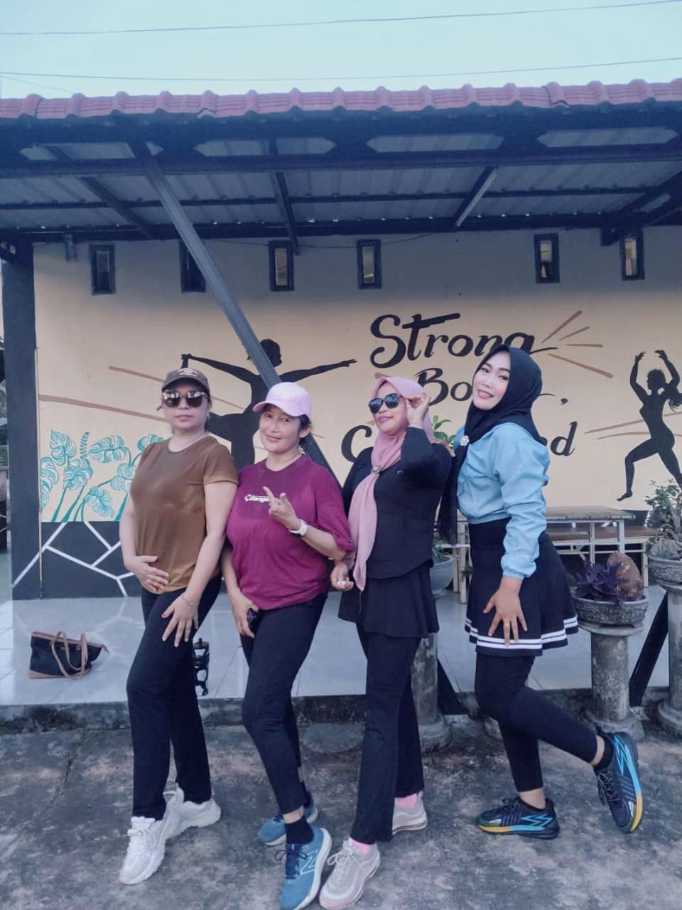@Putri