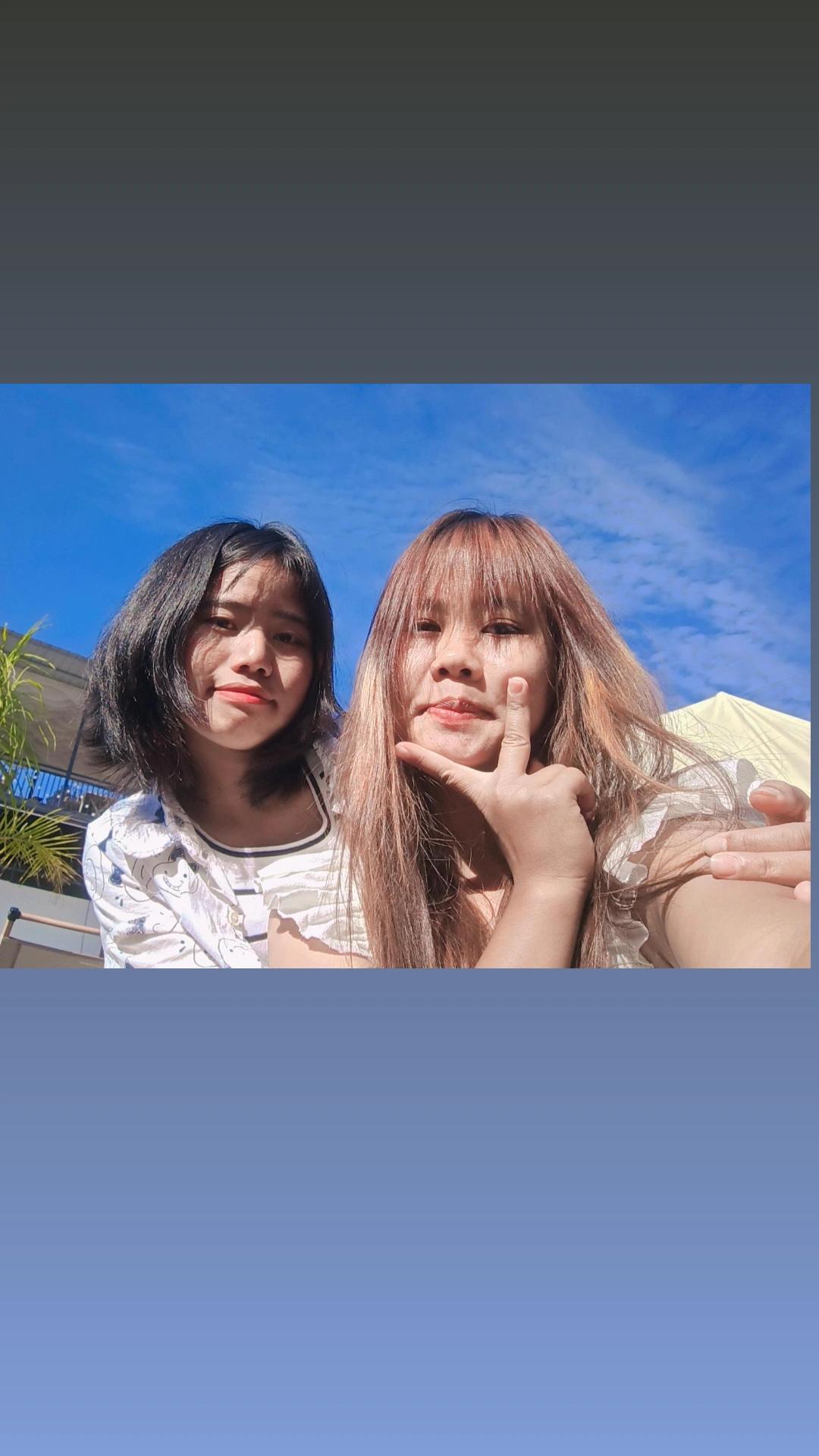 @Ma ခင်လေး"🍑🌻