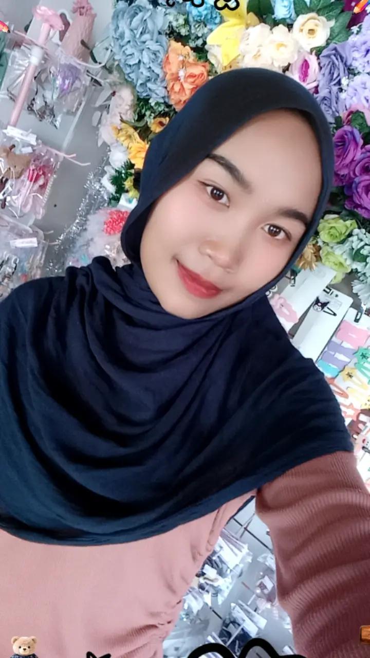 @yuliana