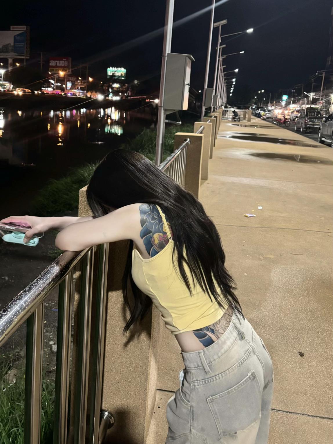 @🐰