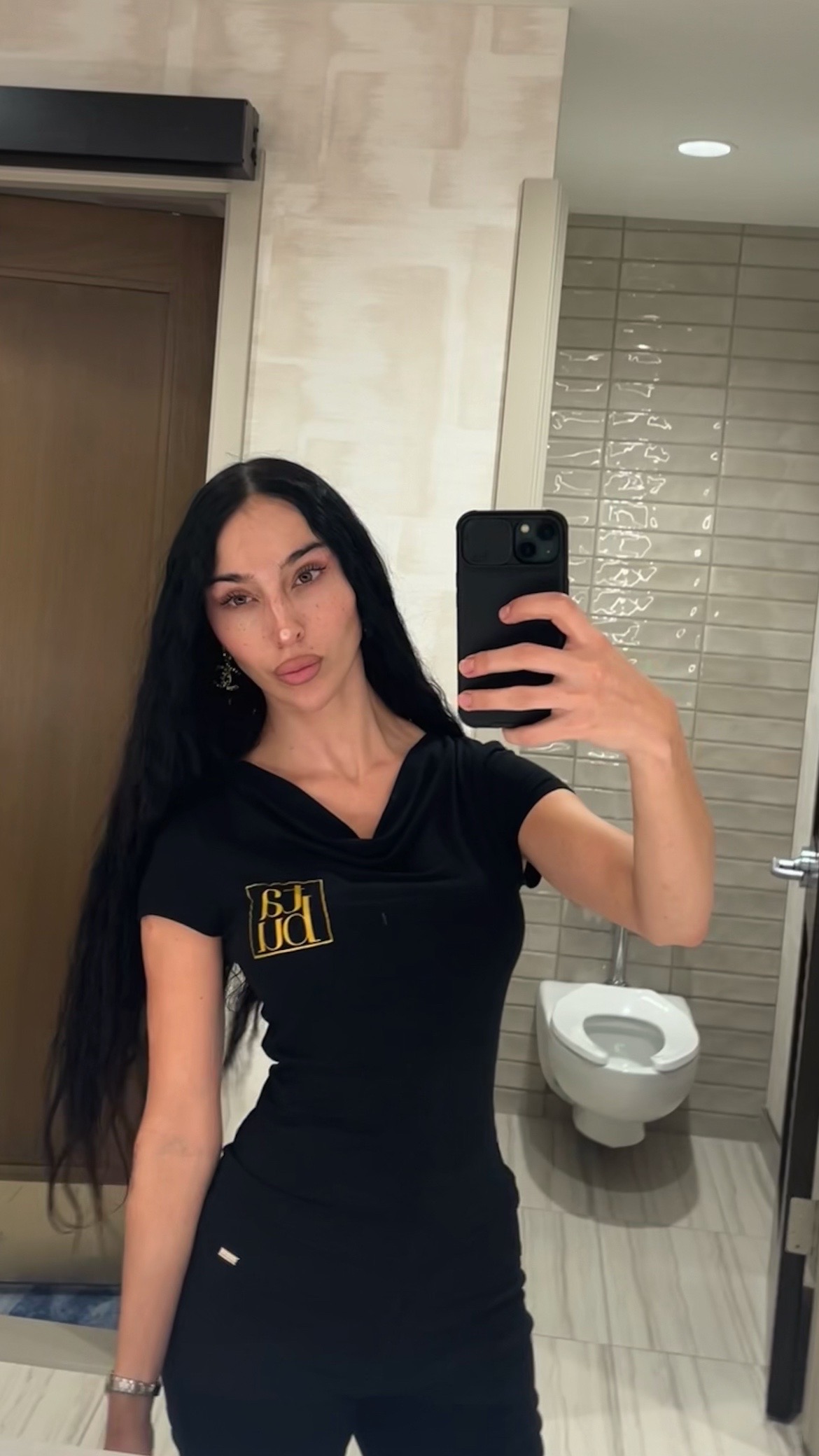 @bydecki