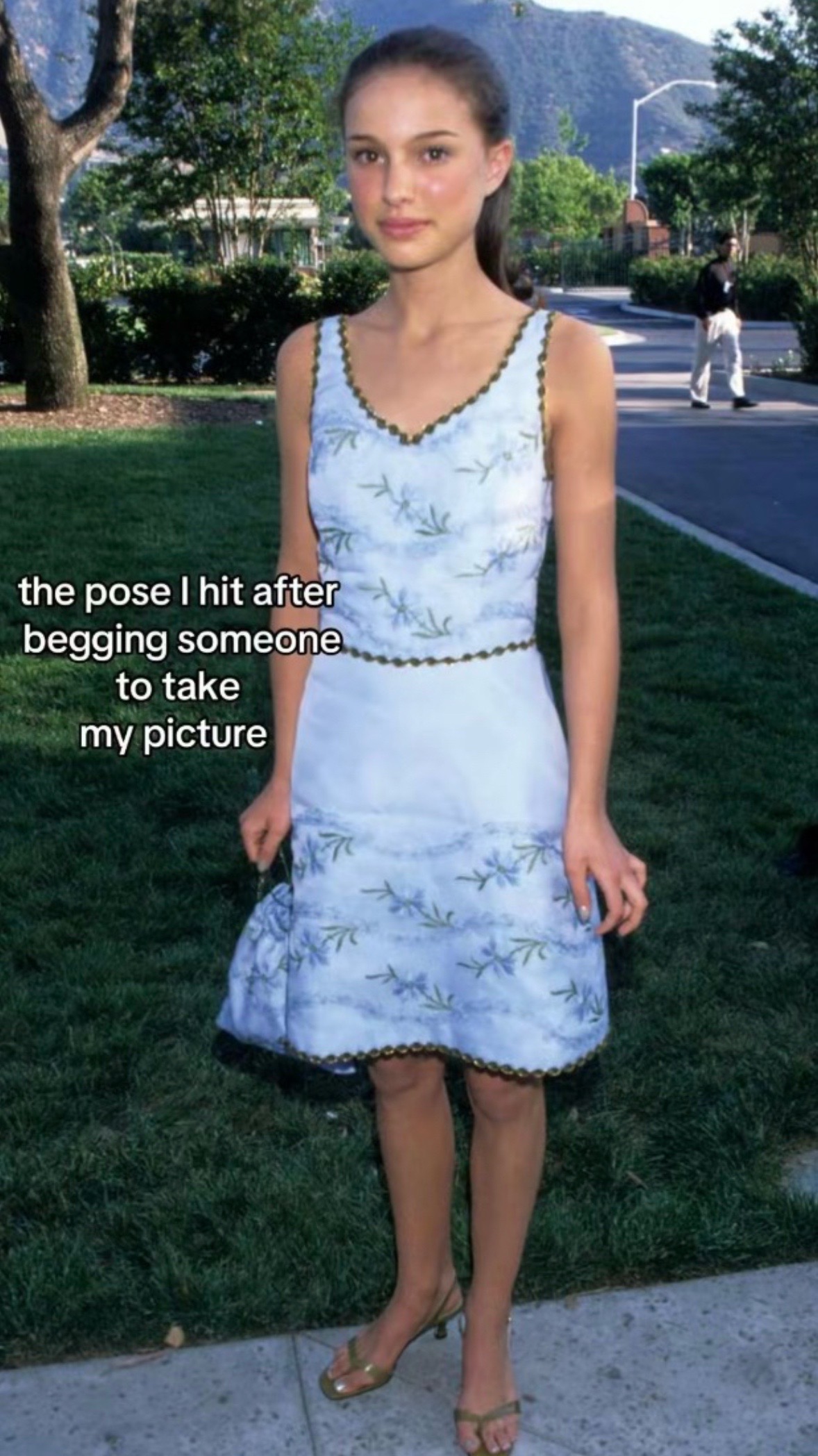 @⃟