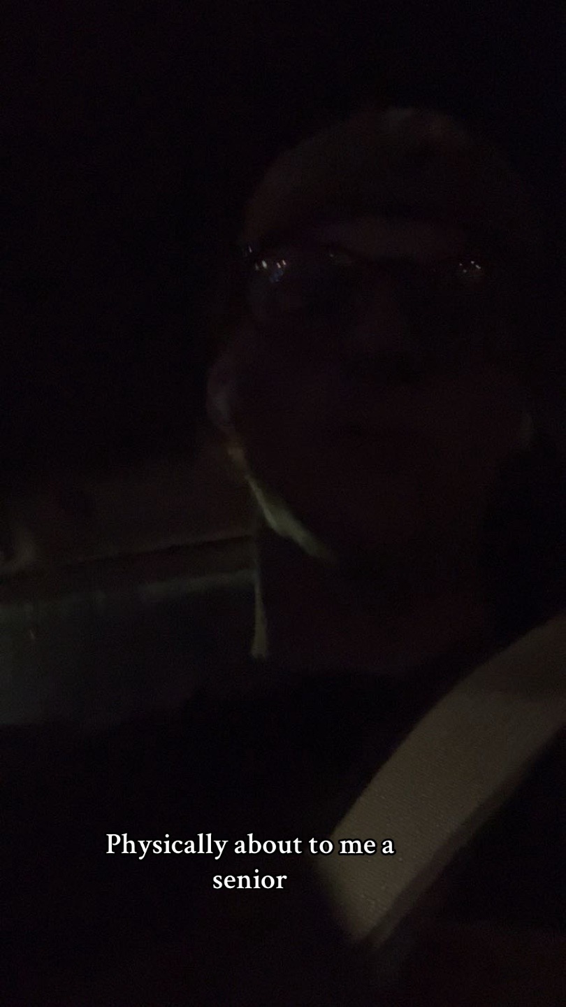 @Ro