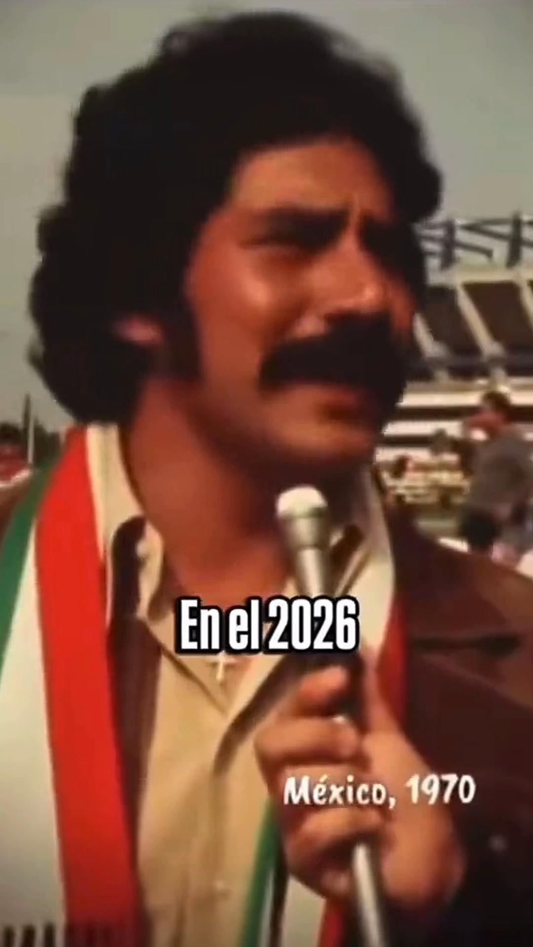 @Efra Velázquez