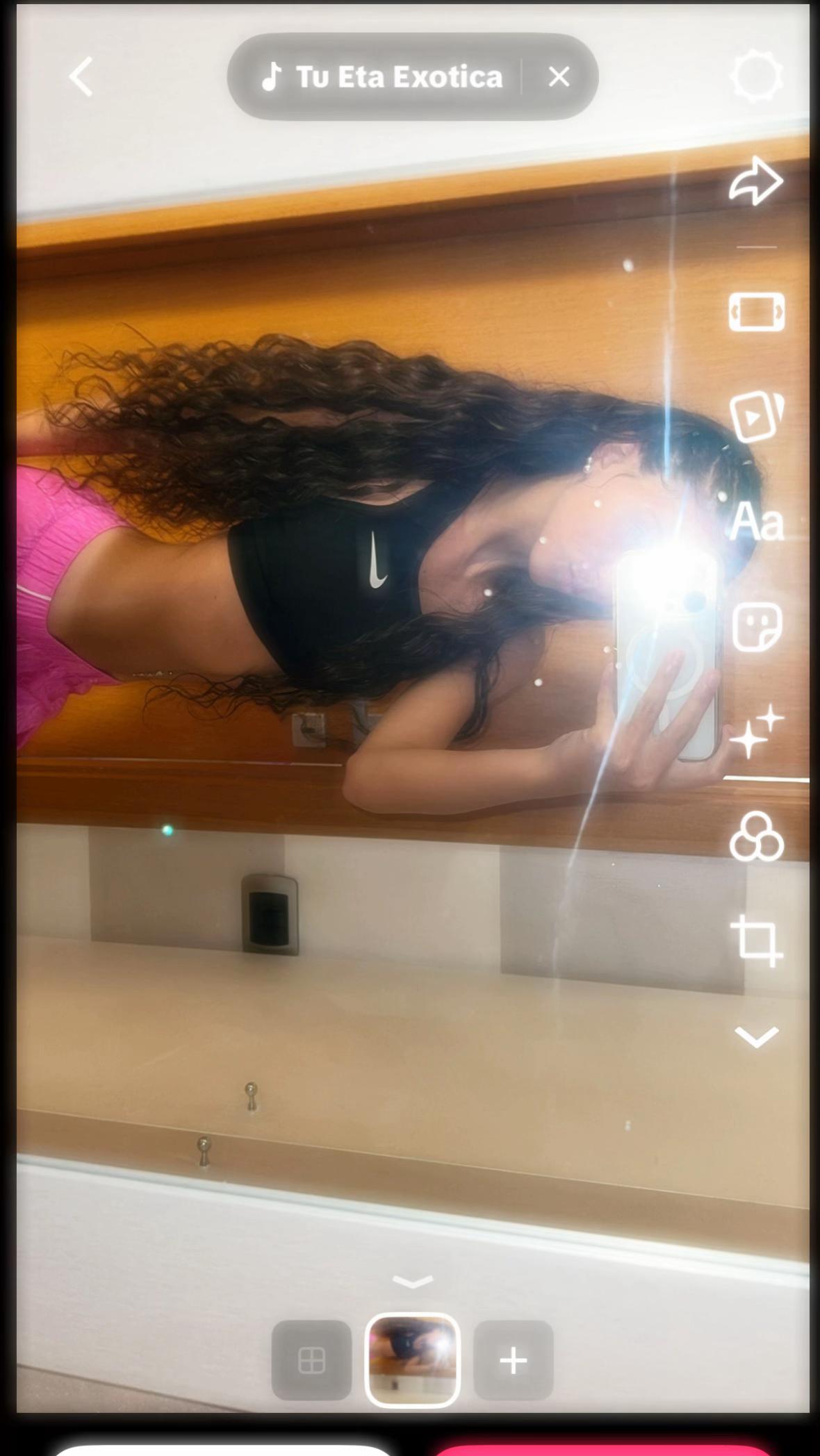 @𝒌𝒓𝒊𝒛𝒊𝒂💋