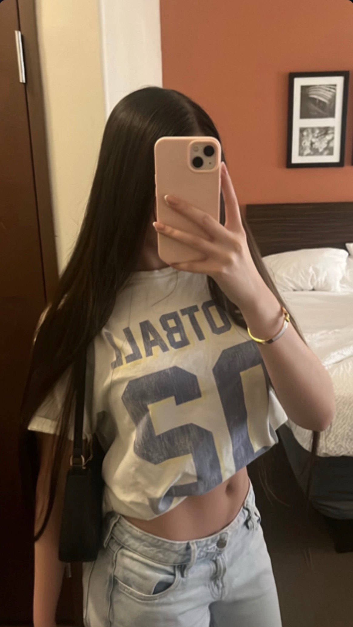 @debanhi