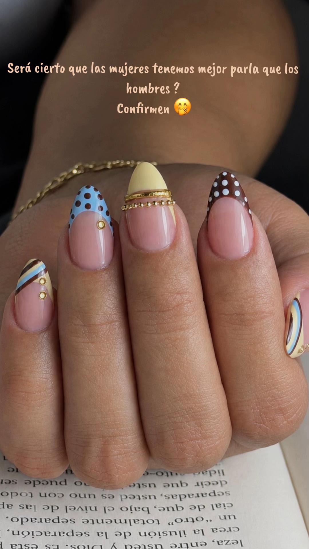@karolnailsstudio_