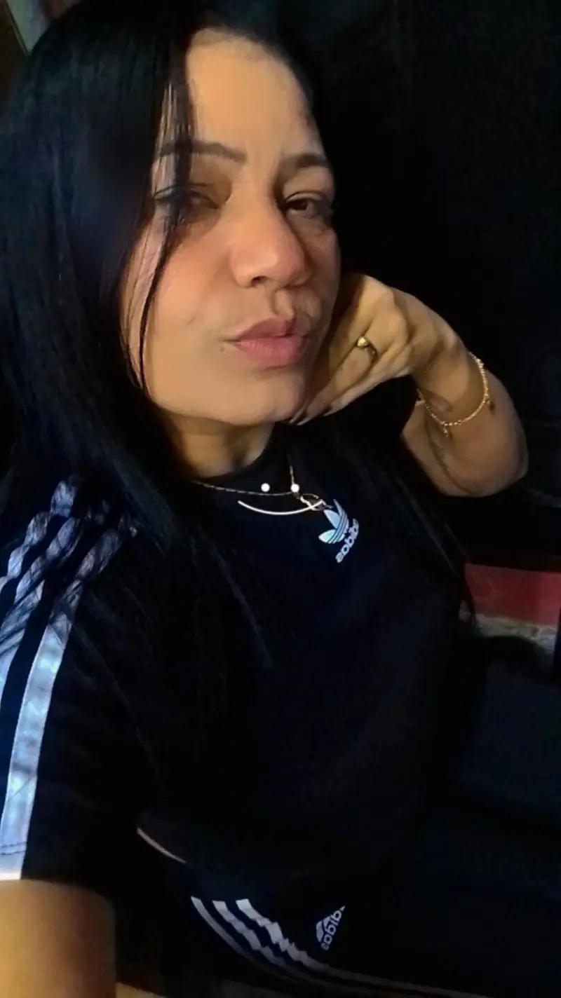 @Elizângela