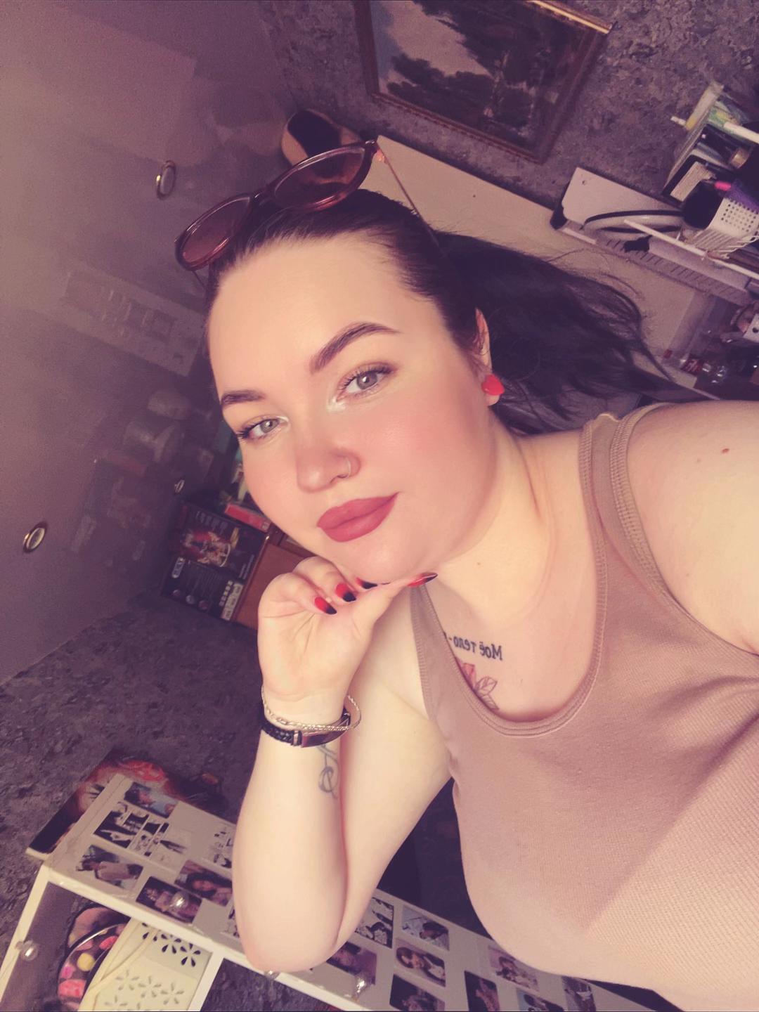 @adelka_gai