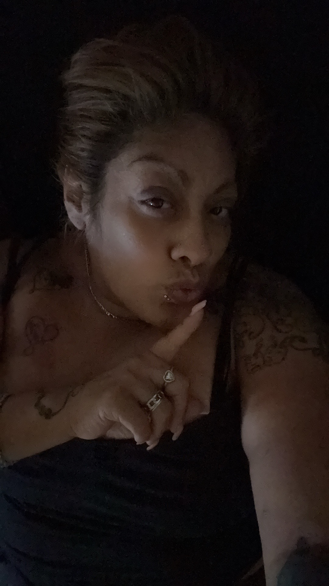 @👑Tia~val👑