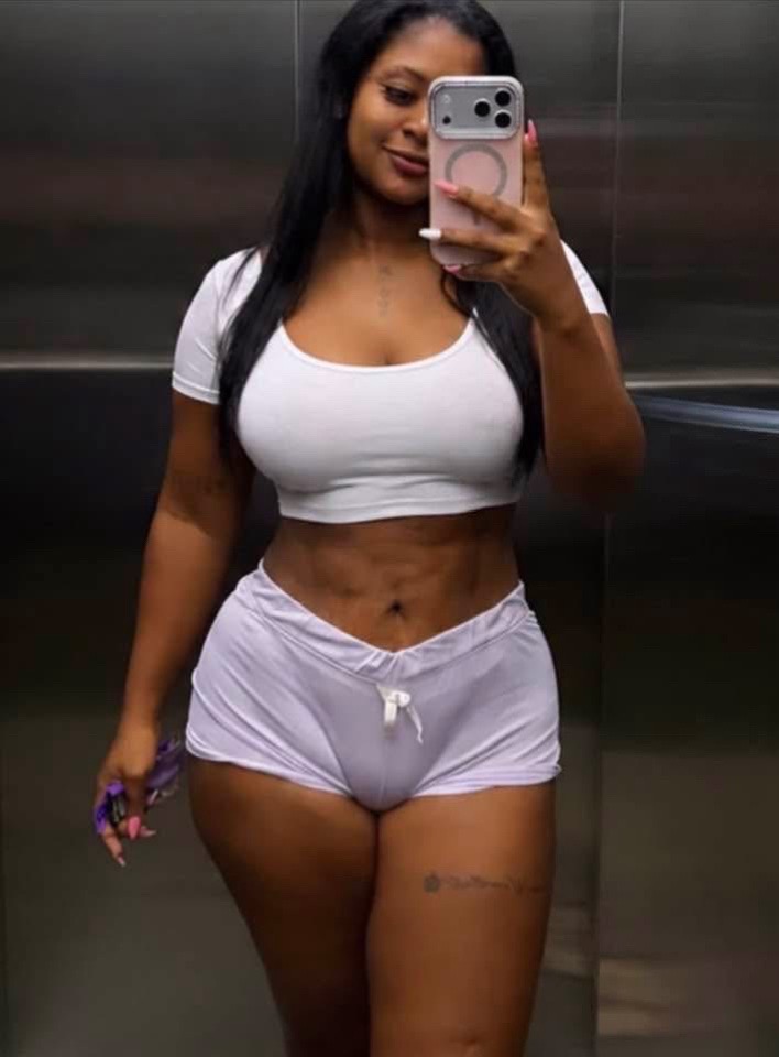 @Beautiful granny 65+