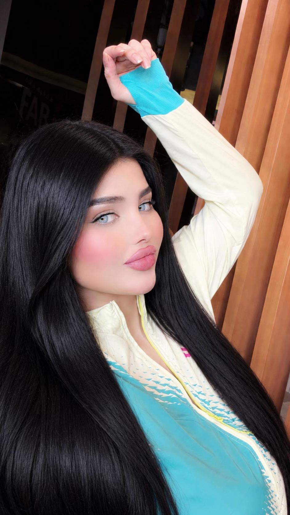 @ابتسام مومني