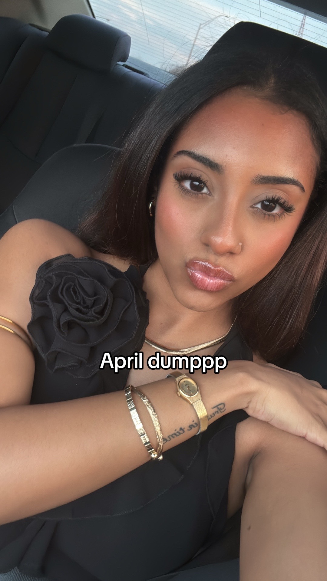 @Yelaaa