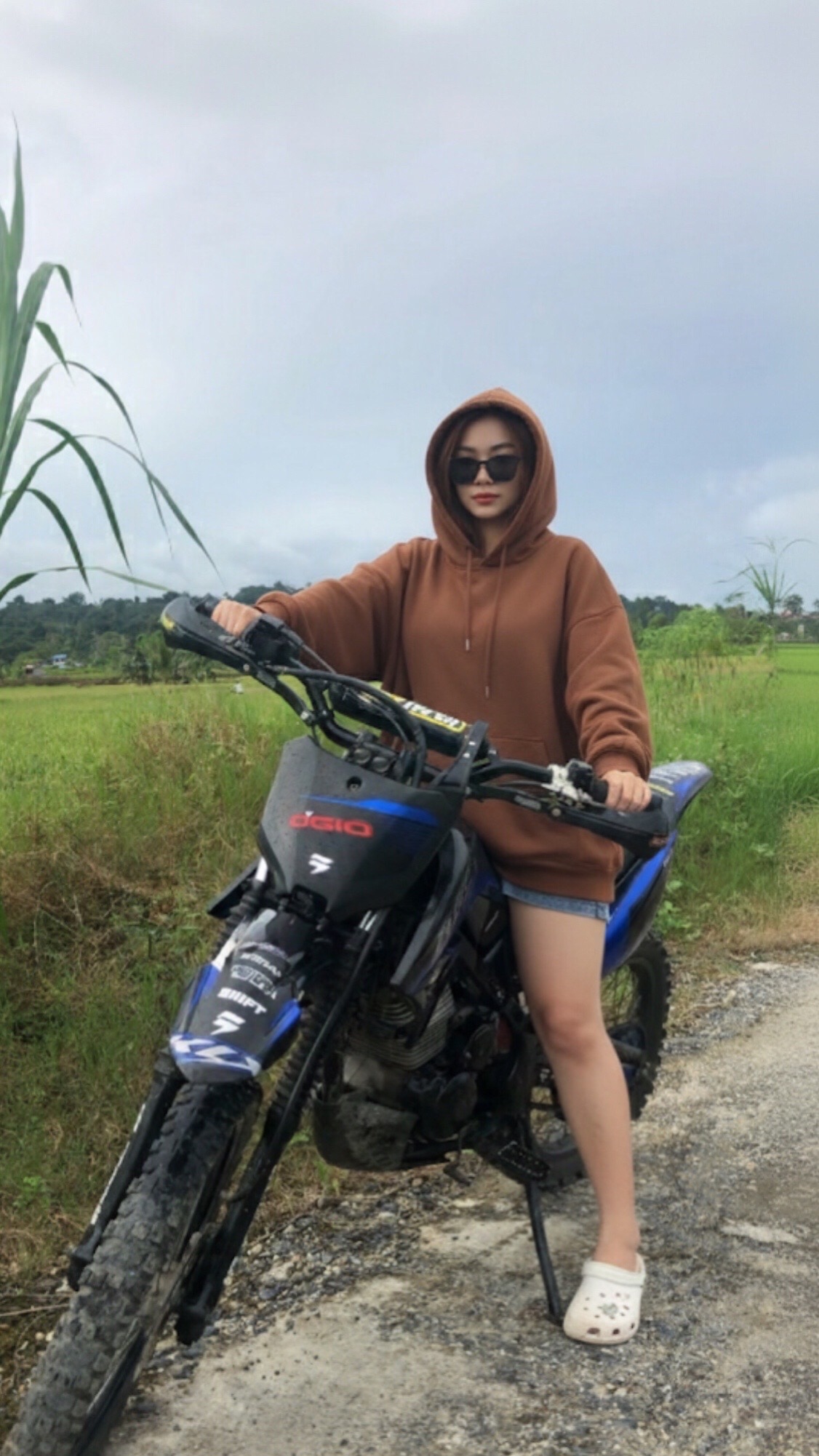 @hi, ini eonni