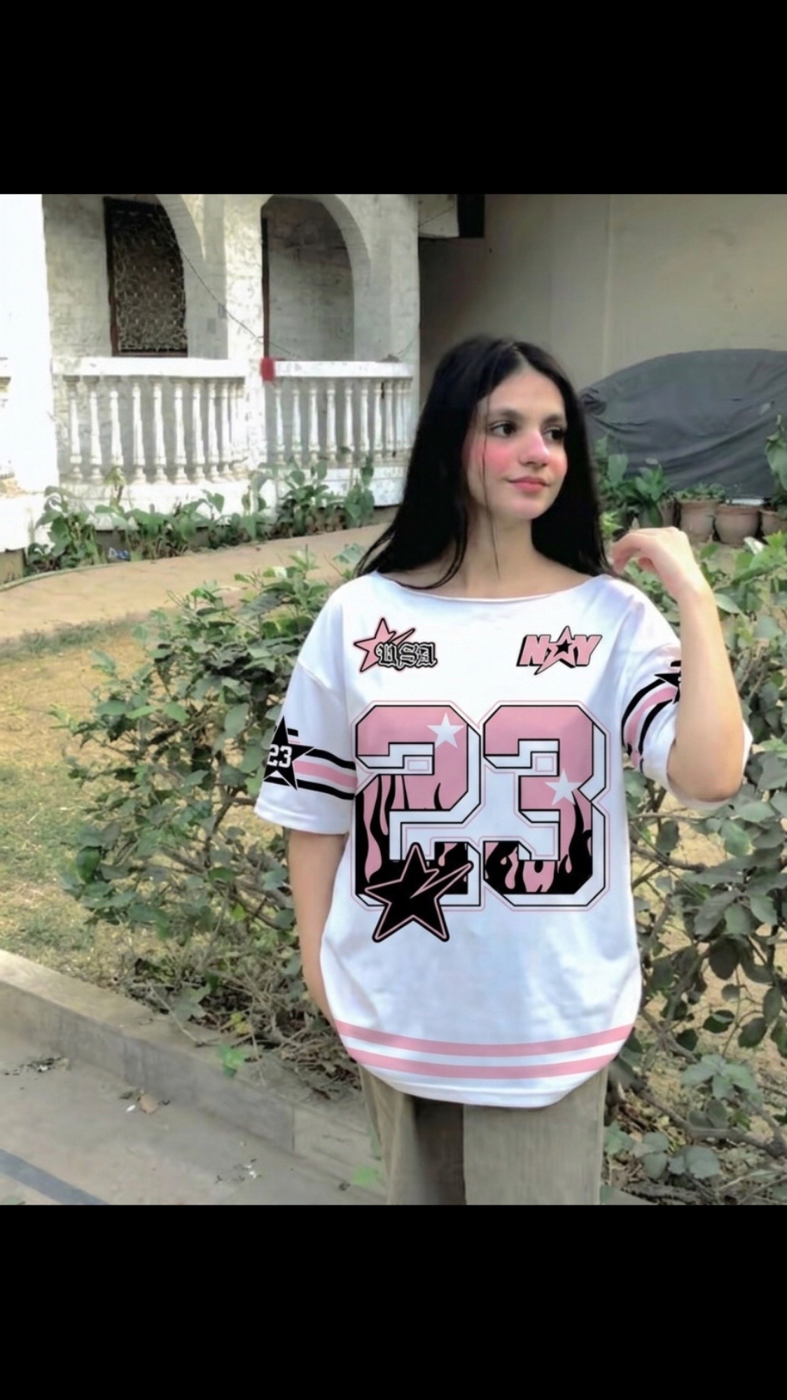 @✭