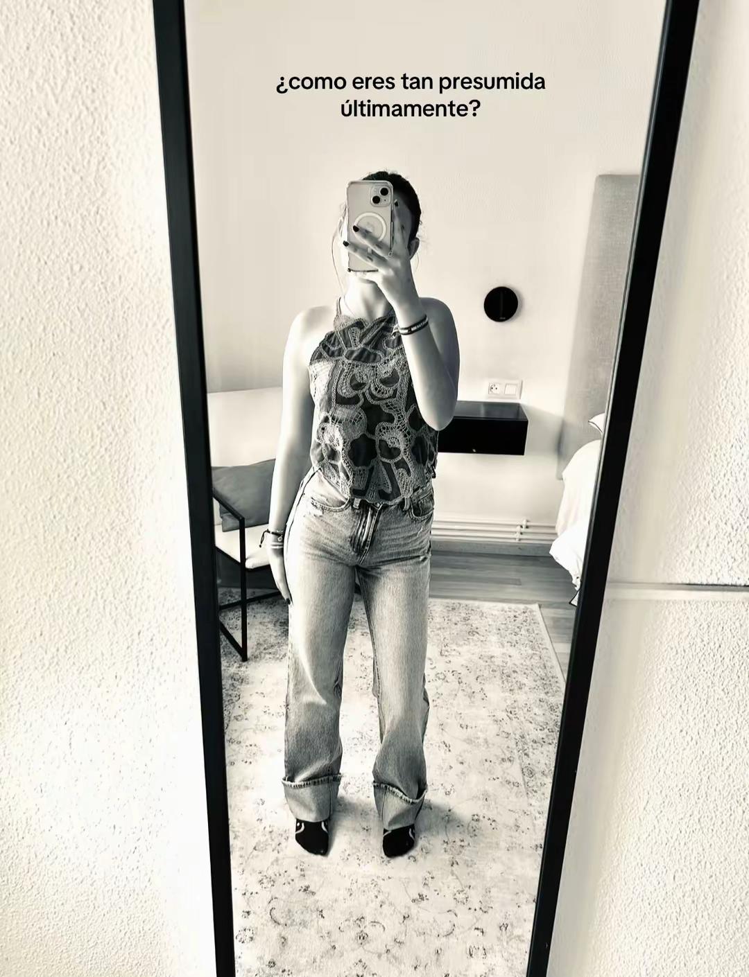 @daanieelita_02