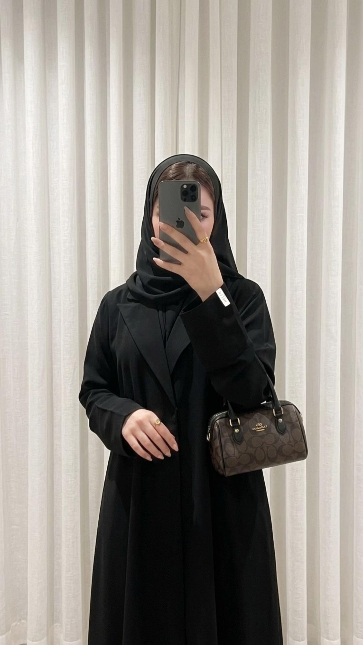 @عبـايـات هـيلين