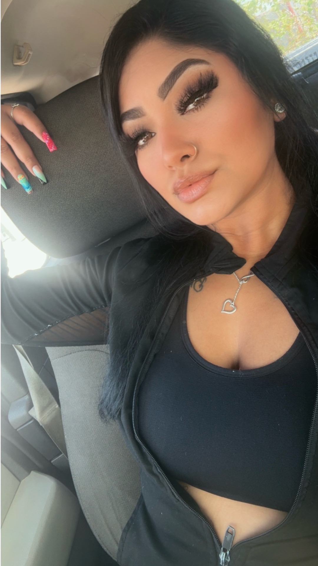 @Victoria Jade