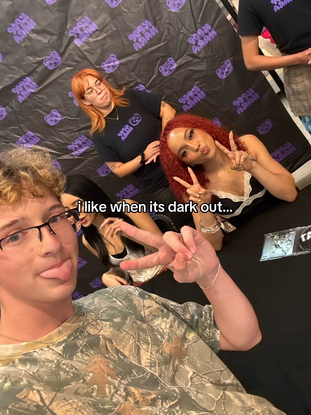 @😱❌/☄️/🪽/👍/⚡️/🌡️/🍝/🥳🧘♀️