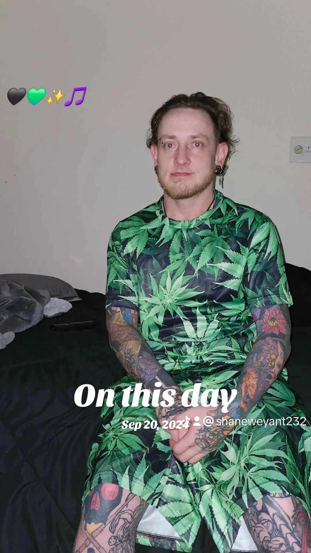 @Dr.Villain🖤💚✨🎵🧩❄(#idgaff)
