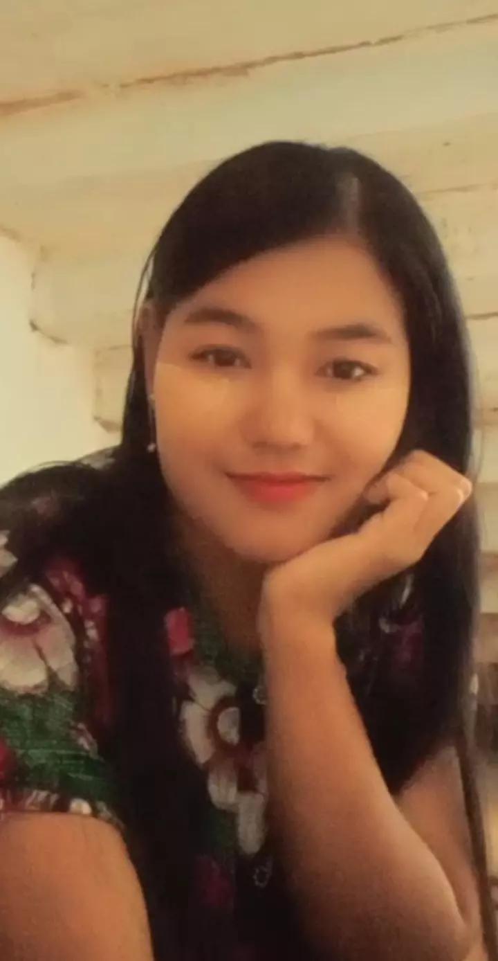 @မနှင်းဆီ