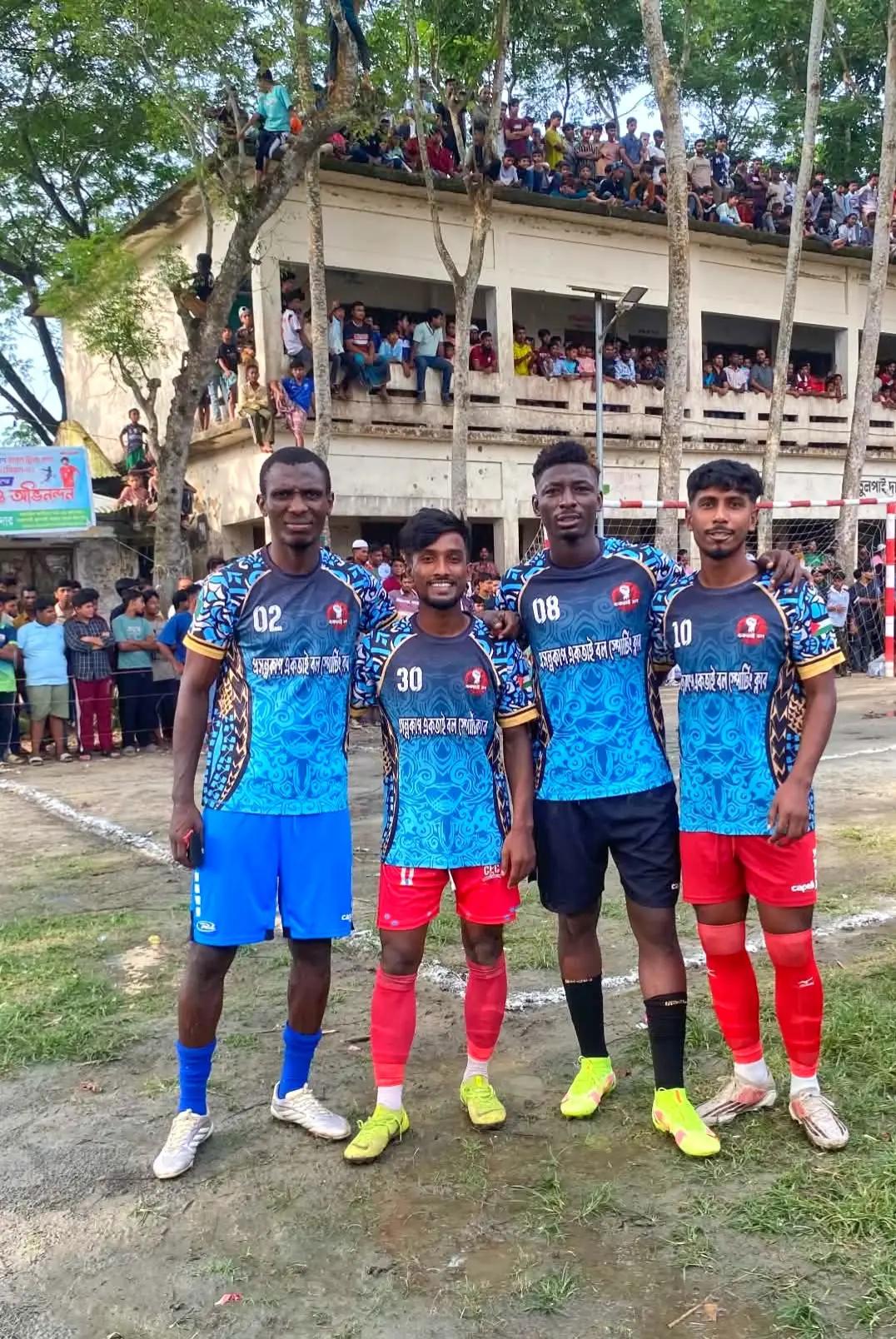 @S..M..𝑴𝒆𝒉𝒆𝒅𝒊.. 🫶⚽🦋