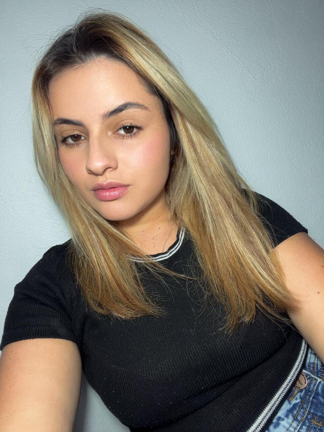 @Amanda Milena