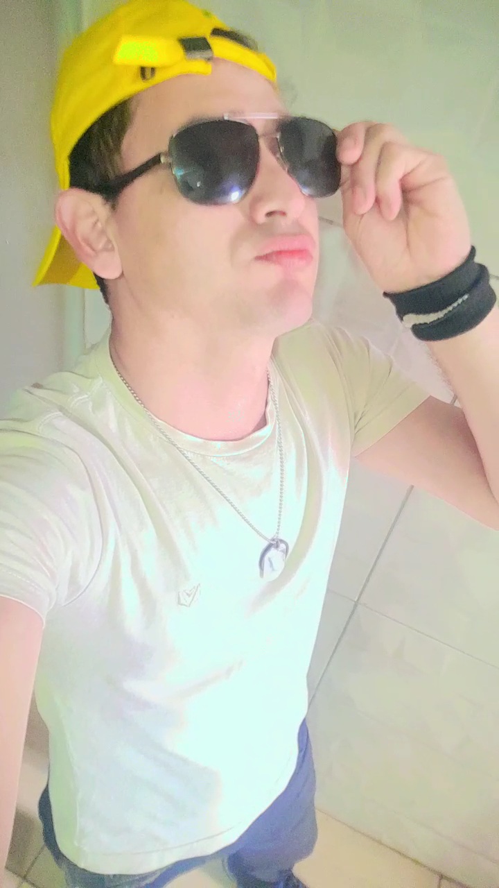 @Dioness