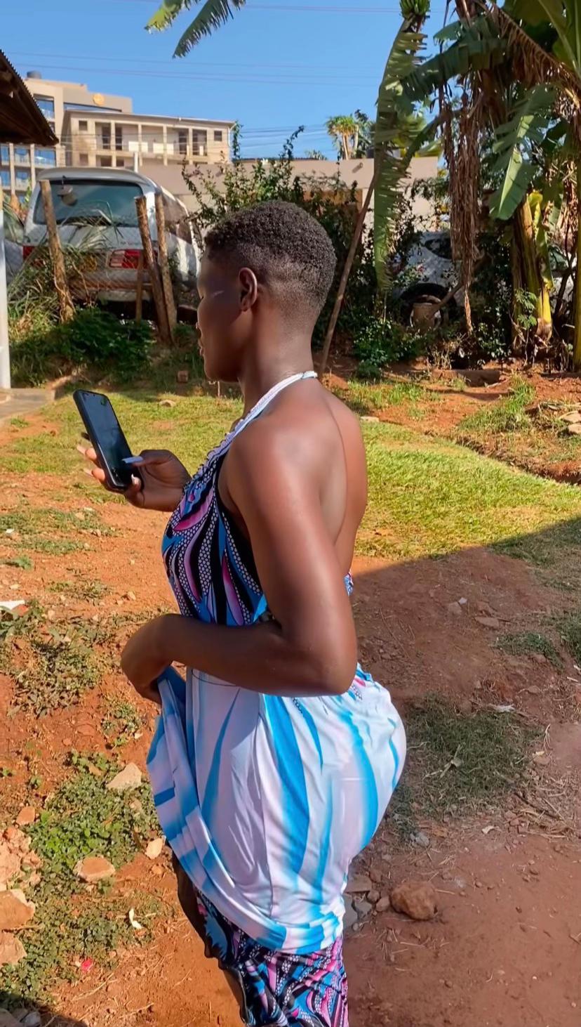 @Sharifahbooty 🇺🇬