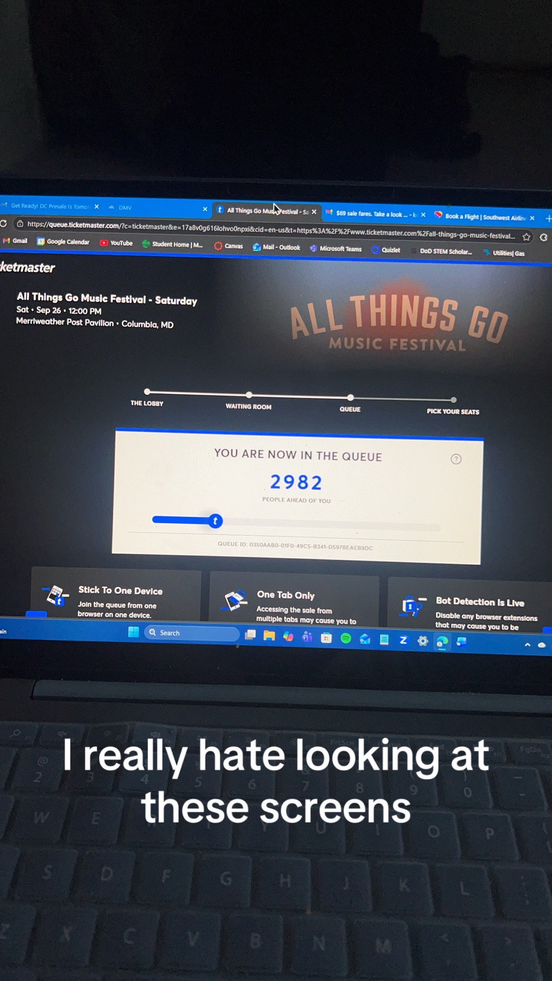@Rainyblueskye