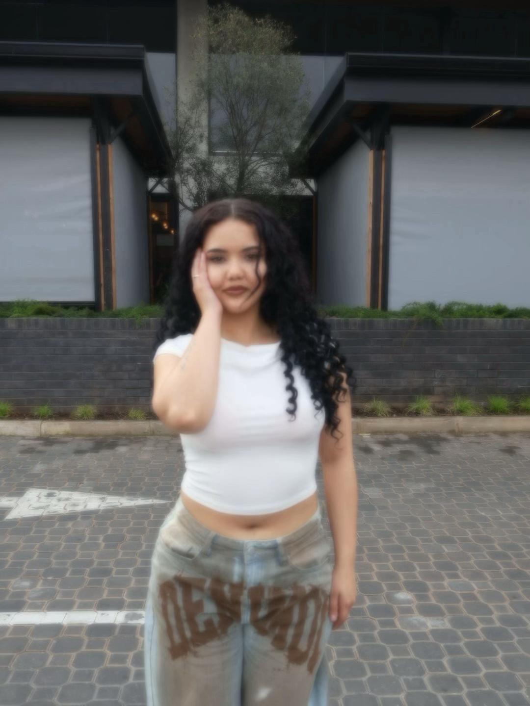 @Laila 🦋