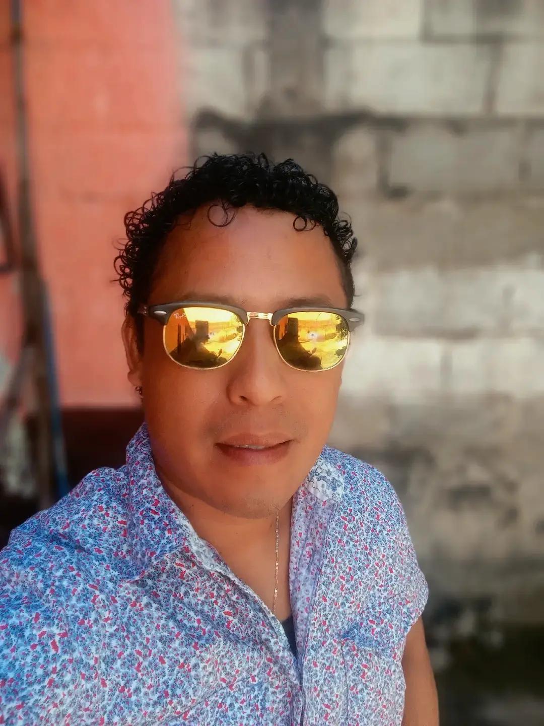 @EDY🇬🇹❤️ EL COLOCHO SOLTER