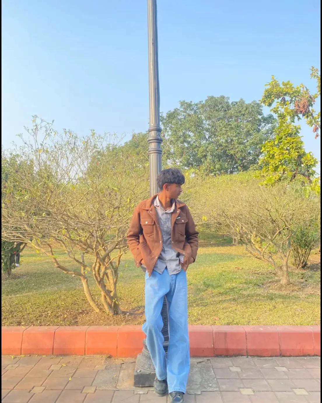 @🔱Sumit⚜️Ydv❤️🔥