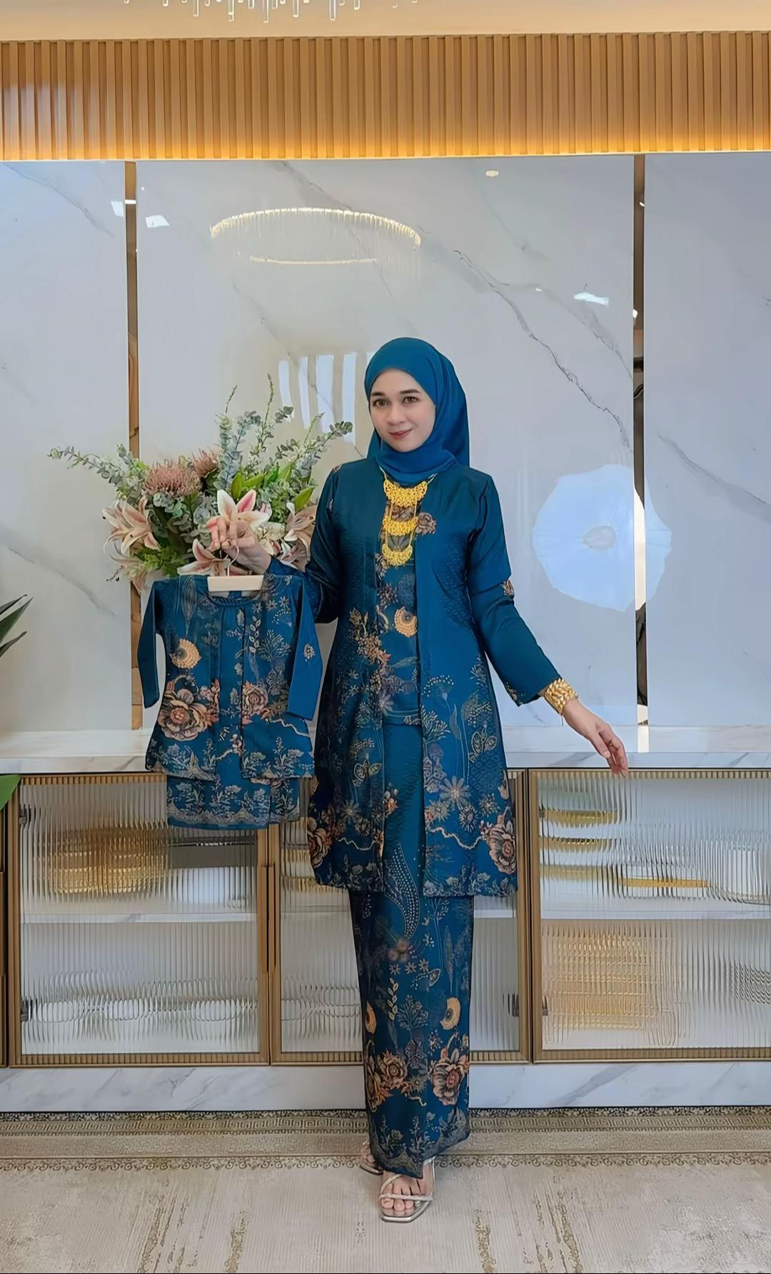 @Ayniezul D'Fashion