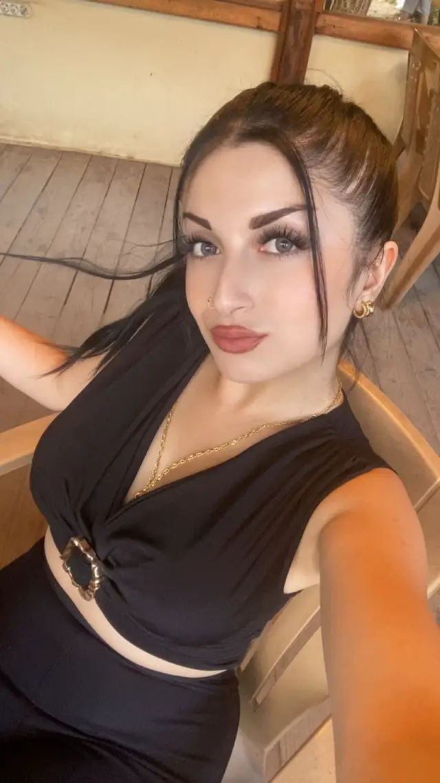 @Burcu yıldız ✨