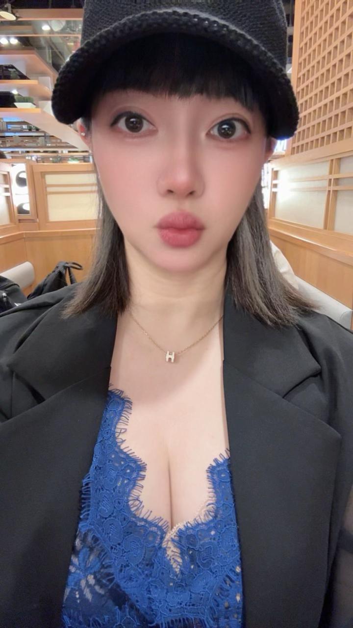@我是凱莉兒👻Kelly是我