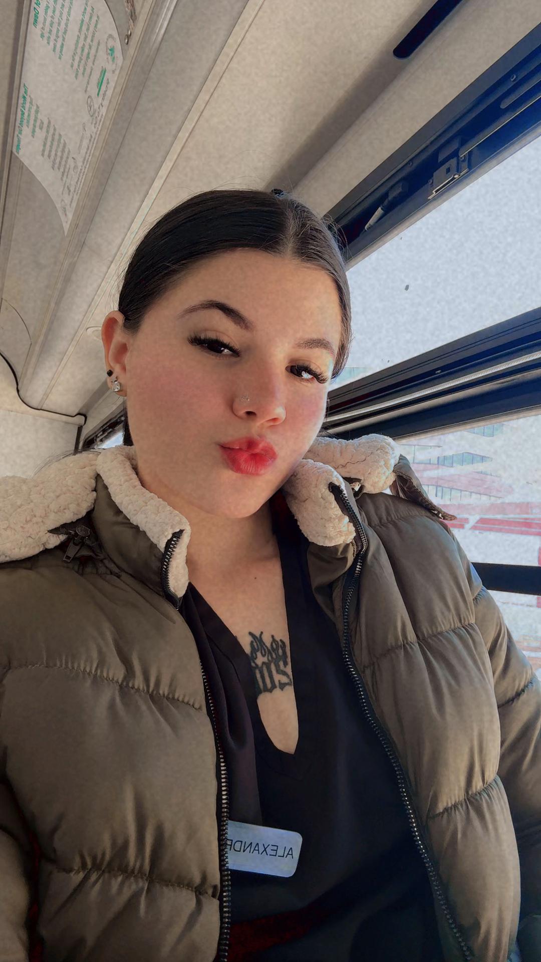 @𝓛𝓪_𝓕𝓻𝓮𝓼𝓲𝓽𝓪🍓🇺🇸