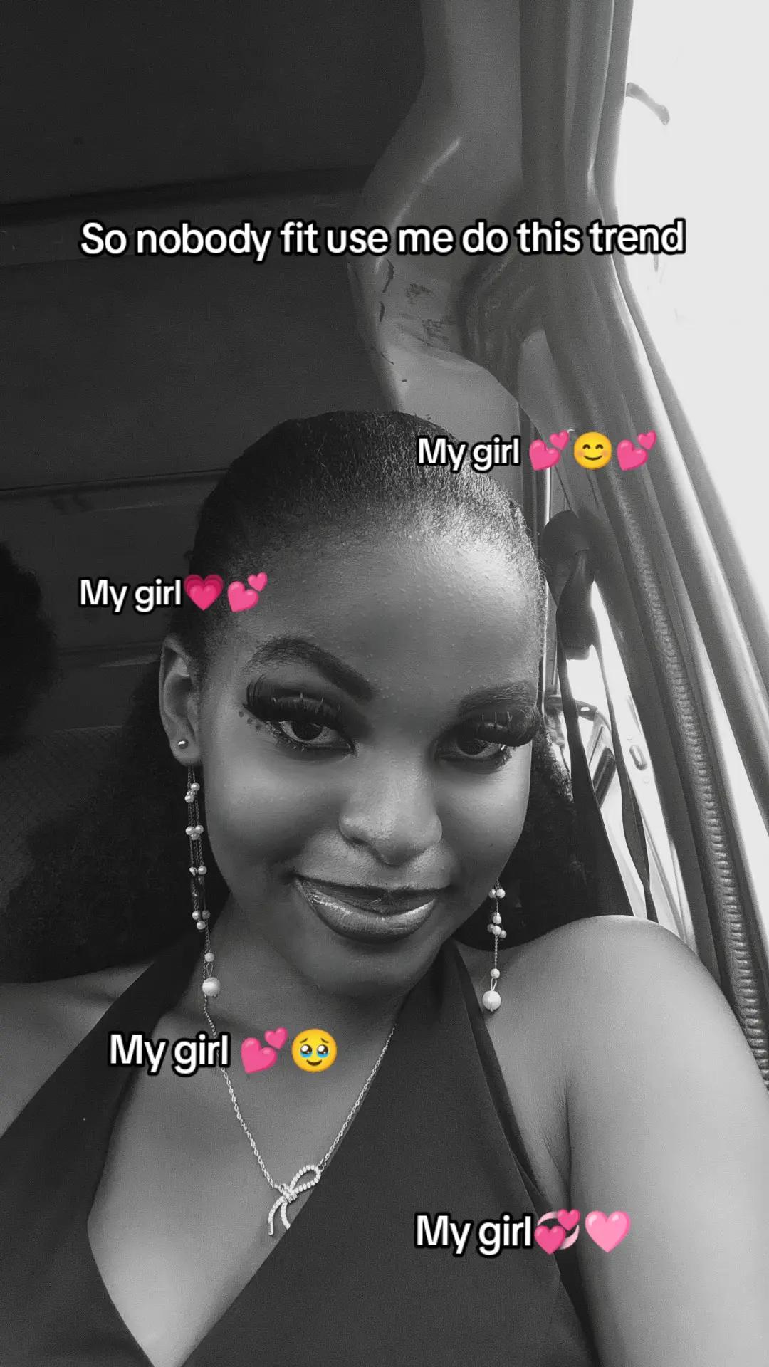 @First_Lady 👑💜