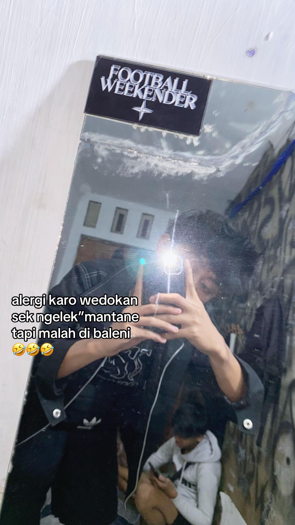@๐๐ฅ๐ฅ ๐ฌ๐ฅ๐จ๐ฐ๐ฐ๐ฐ_