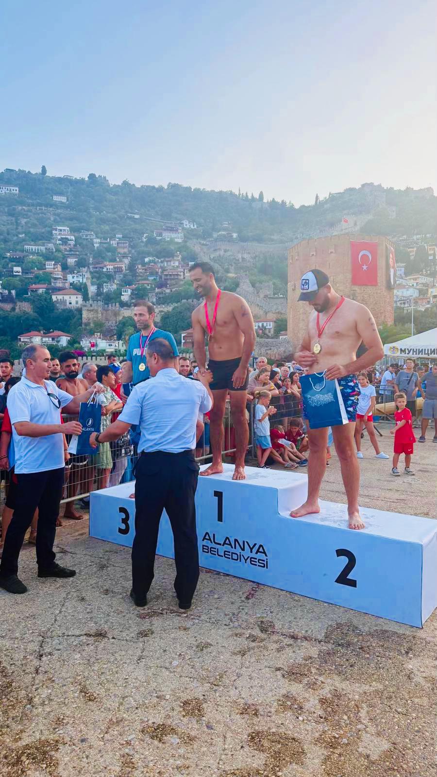 @Barış Dalgıç