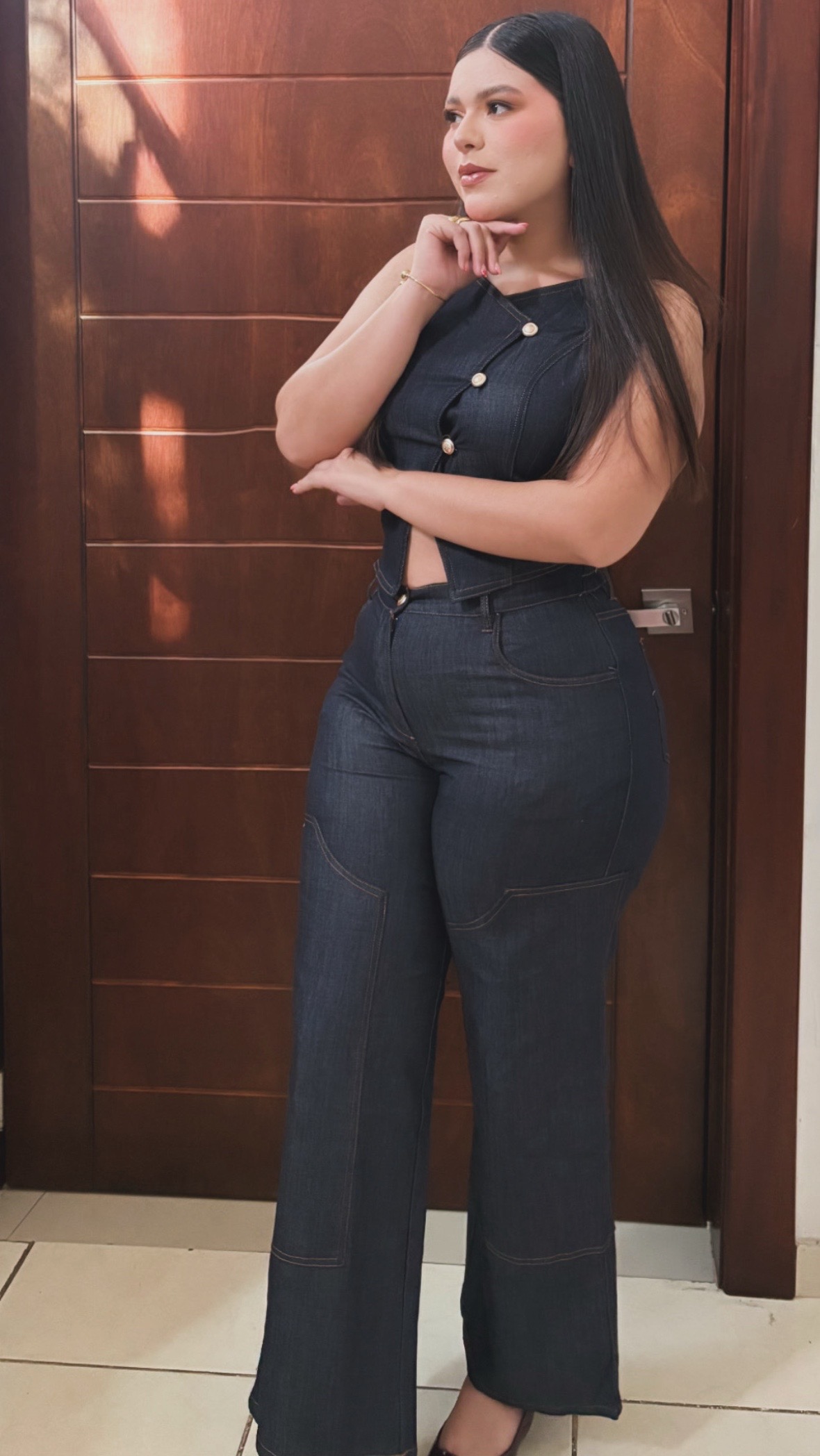 @isabella
