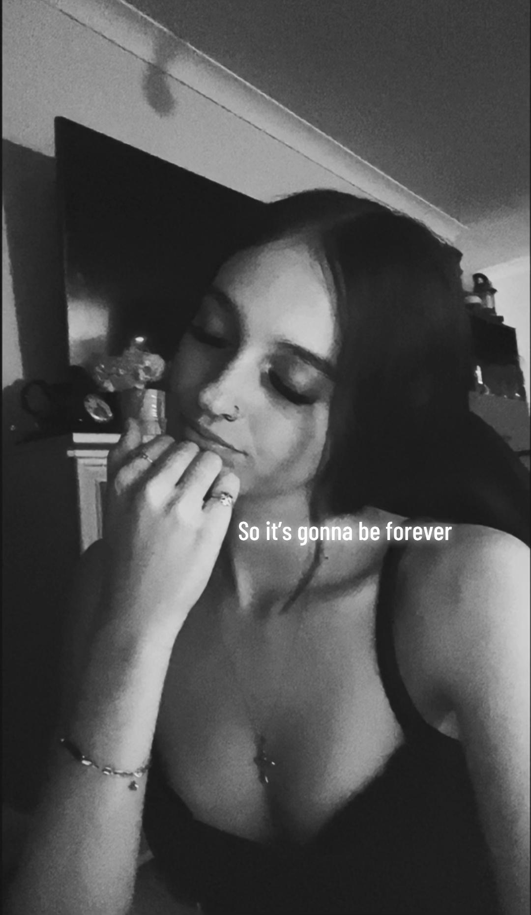 @𝒞ℴ𝓊𝓇𝓉𝓃ℯ𝓎