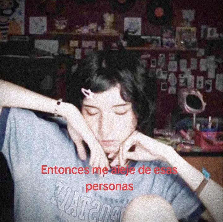 @✮🎸~(fan){poopsia}~🎸✮
