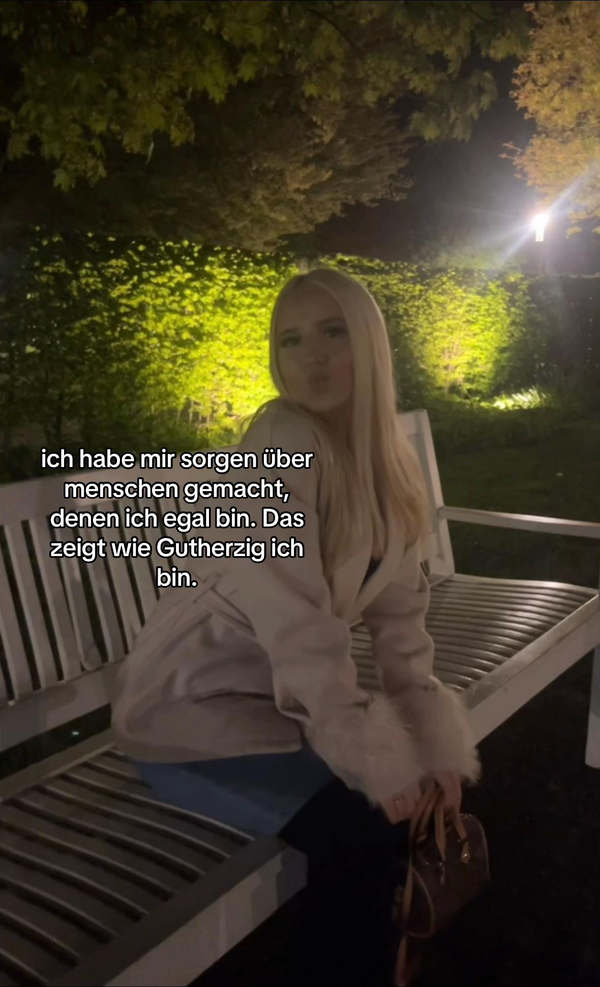 @🫰🏼