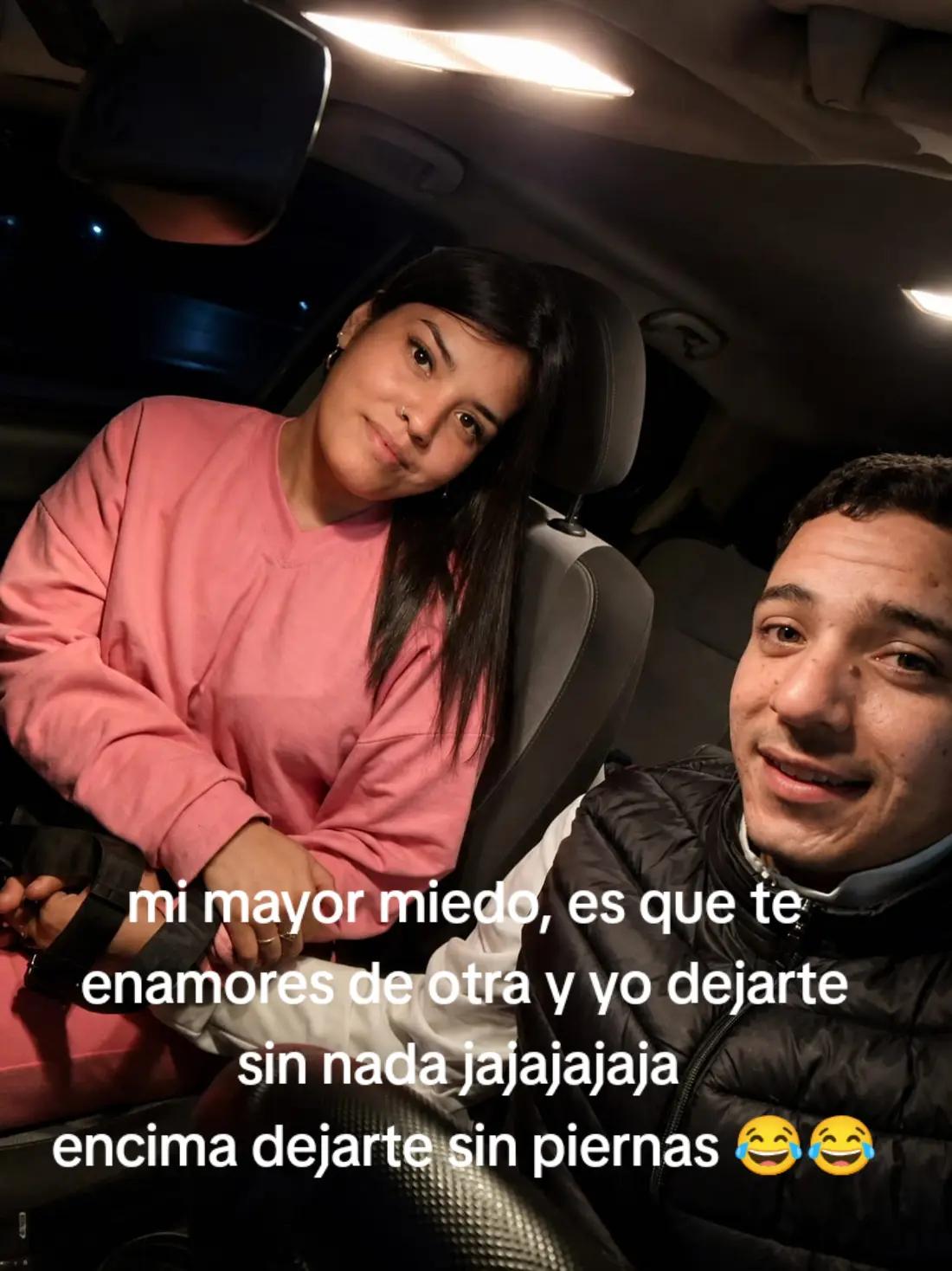 @lauraazar