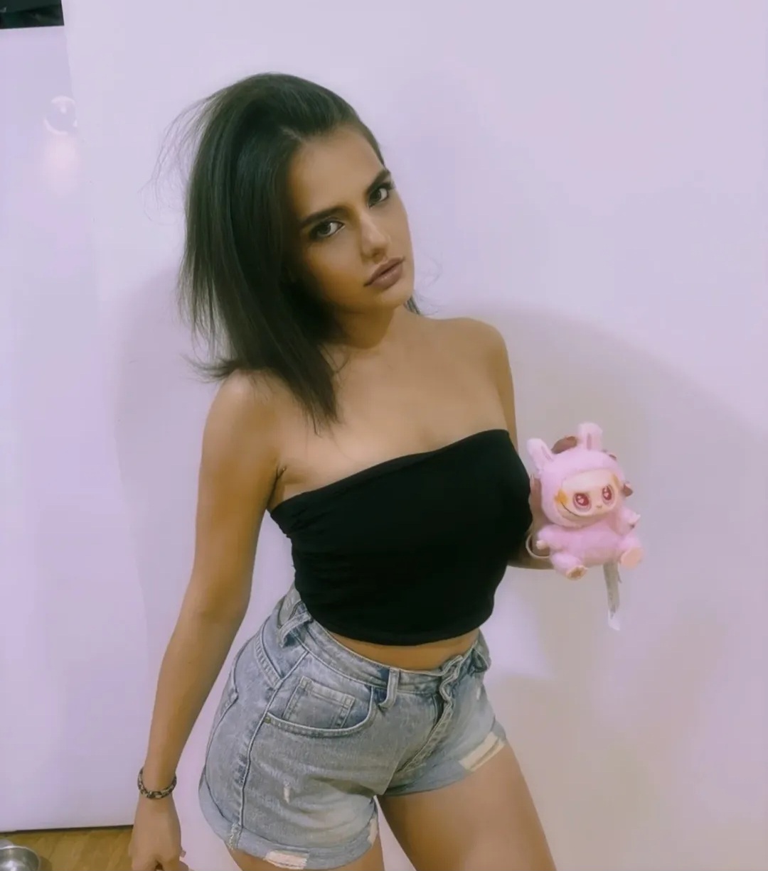 @leontina🪽