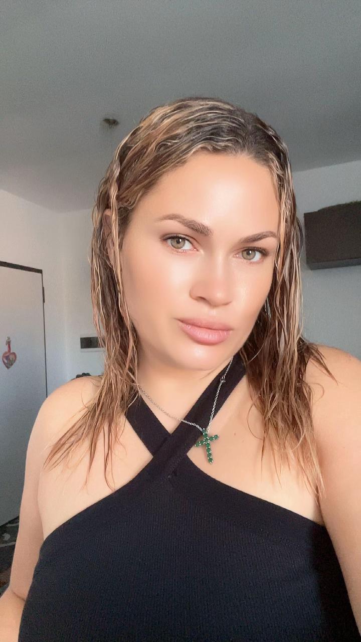 @Alina Grapila