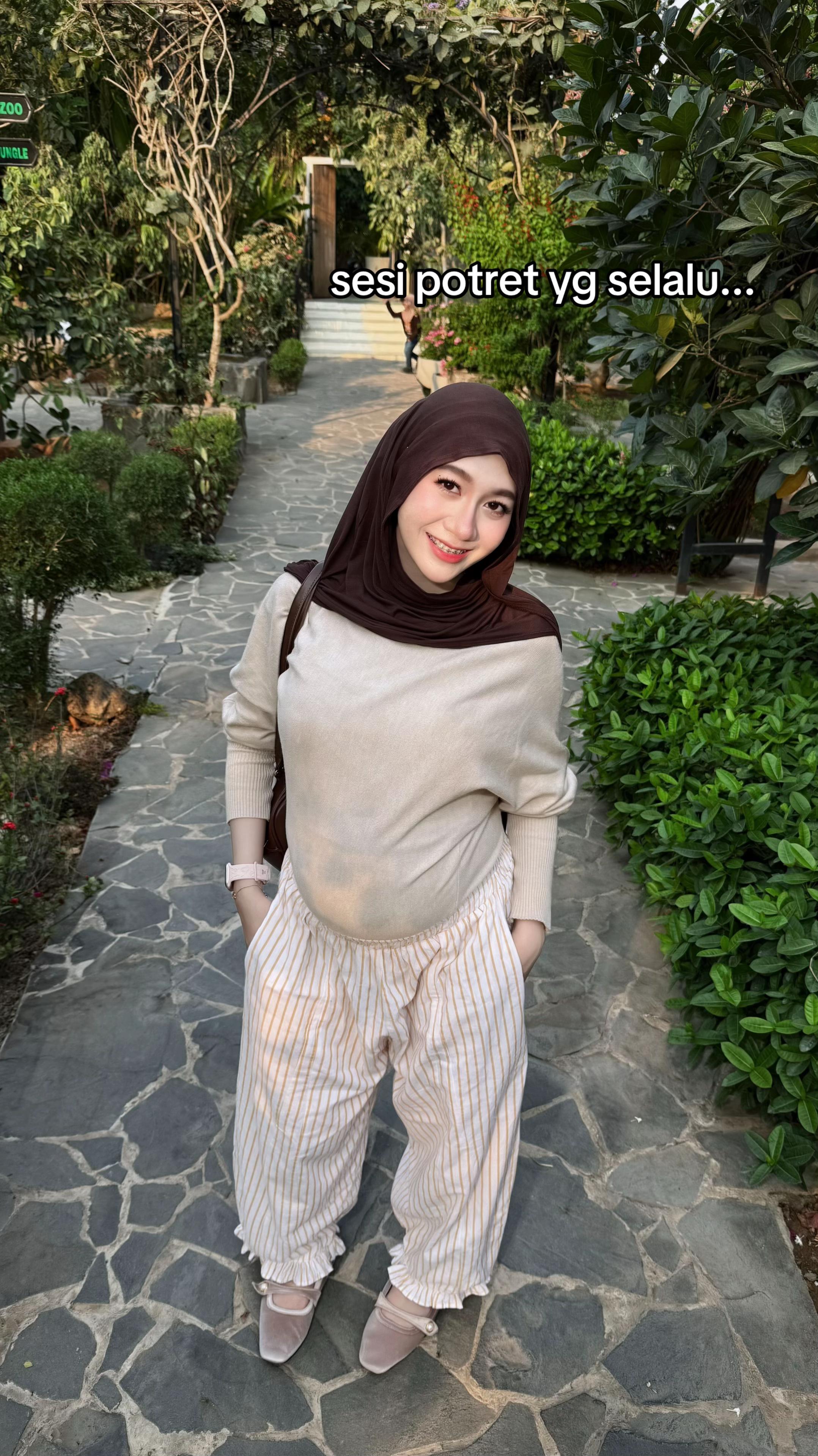 @Galyas